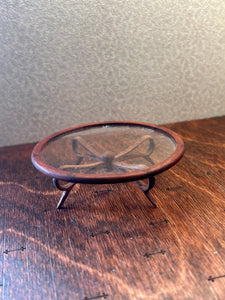 Bow coffee table
