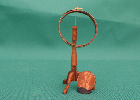 Needlework Queen Anne Large Standing Hoop