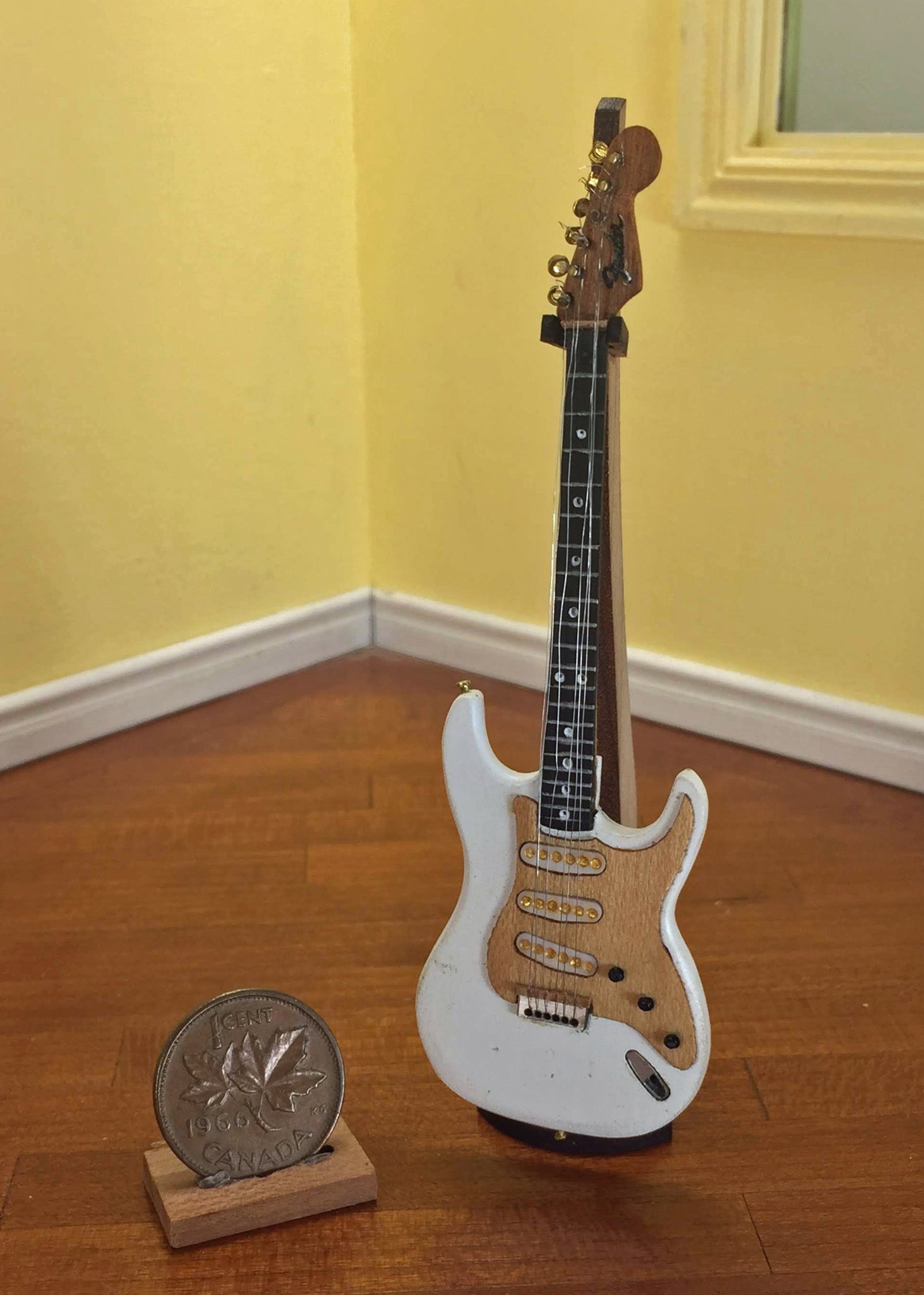 Fender Stratocaster Electric Guitar