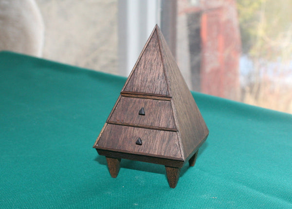 Pyramid Chest