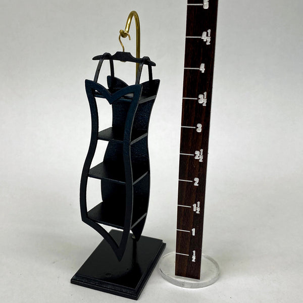 Dress Shelf