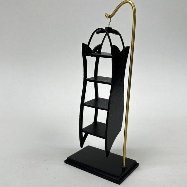 Dress Shelf