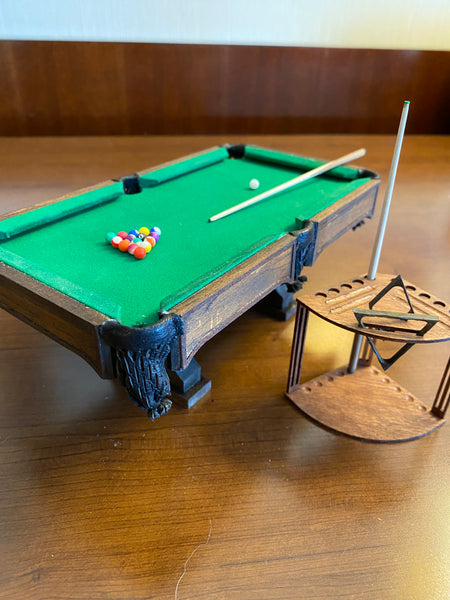 Arts and Crafts Pool table